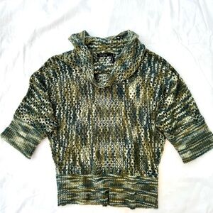 Stylish Green Patterned Sweater